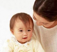 怎样给婴儿期宝宝"好情绪"